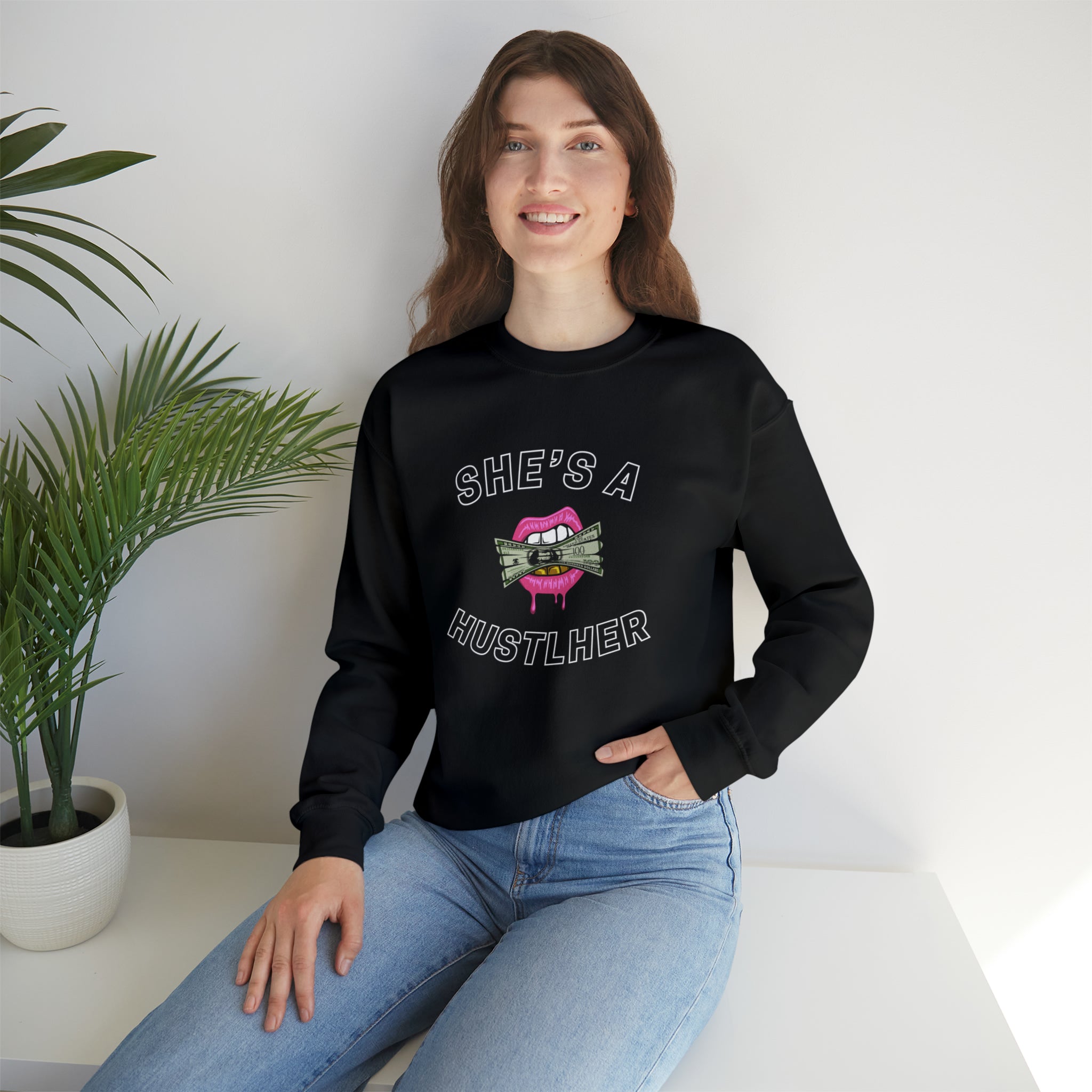 SHE'S A HUSTLHER SWEATSHIRT (BLACK)
