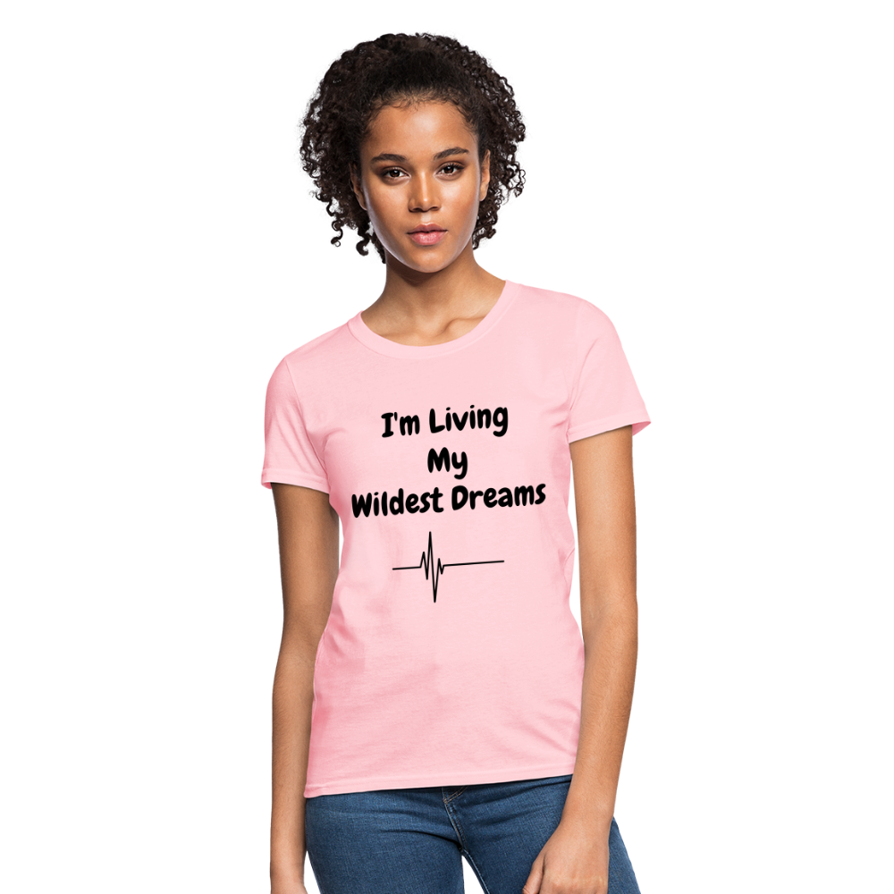 LIVING MY WILDEST DREAMS TSHIRT - pink